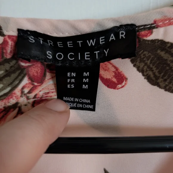 Streetwear Society Pink Floral Zip Front Peplum Blouse Top Sleeveless [Size M] - Picture 3 of 7